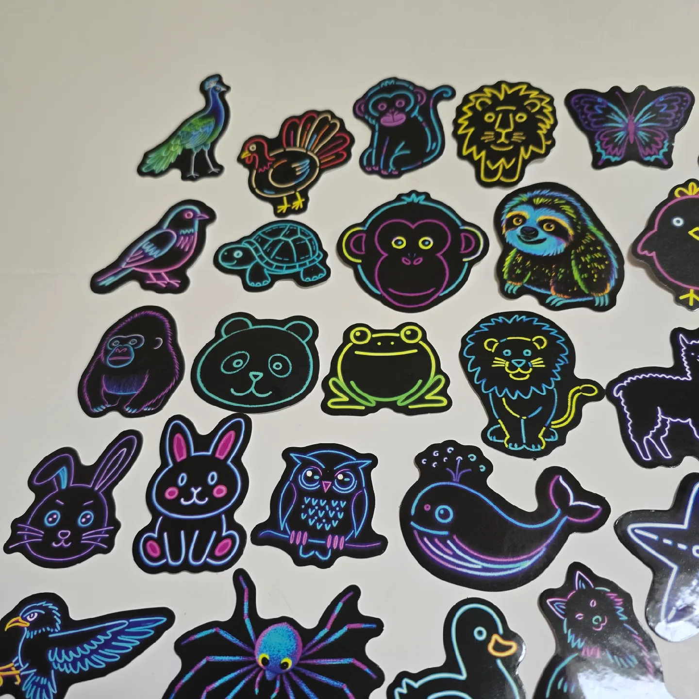 Lot of Neon Animal Vinyl stickers NEW image indicator(2)