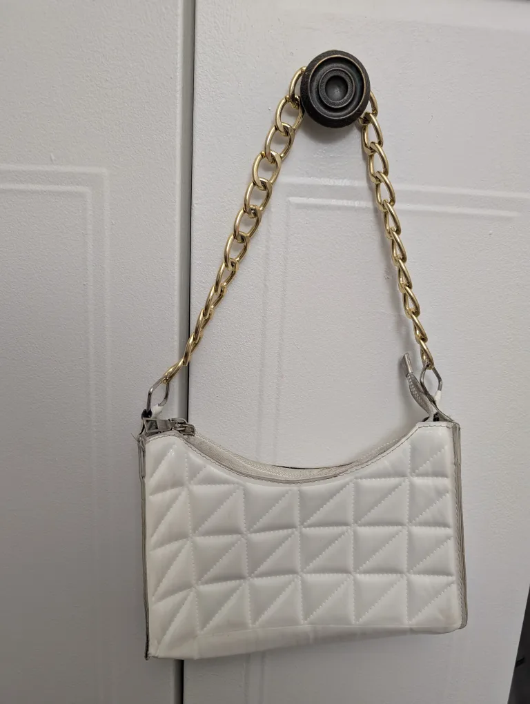 White Quilted Chain Bag Slingbag Crossbody Chain Bag thumbnail