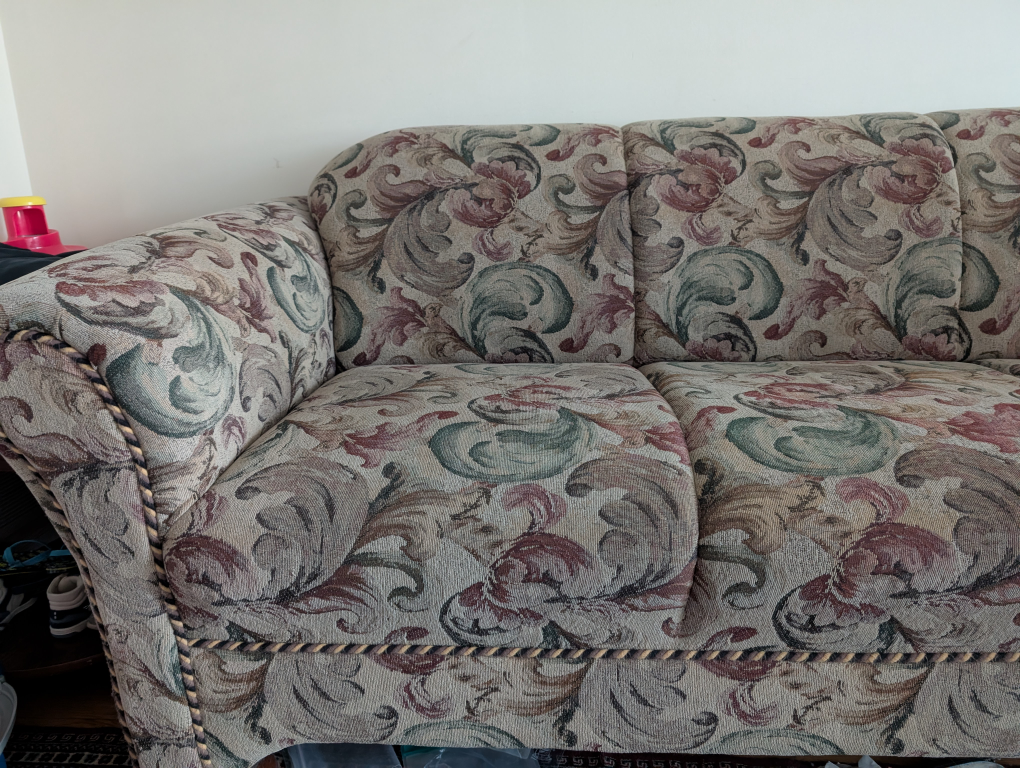 Floral Patterned Sofa - photo 2