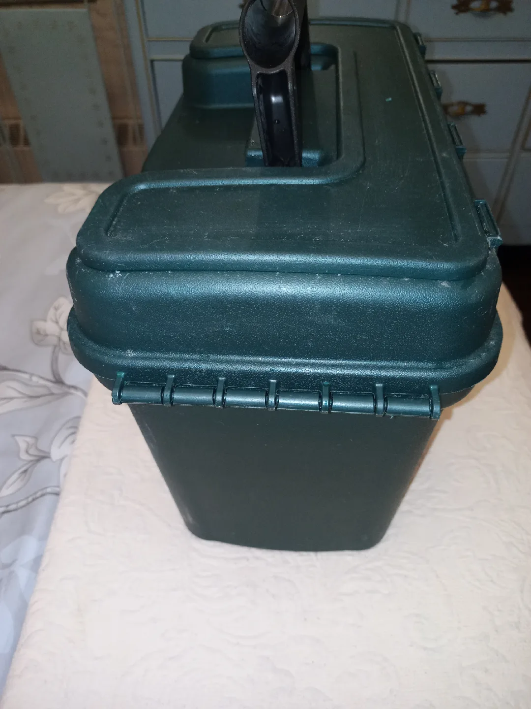 Fishing Tackle Box / Tool Box image indicator(7)