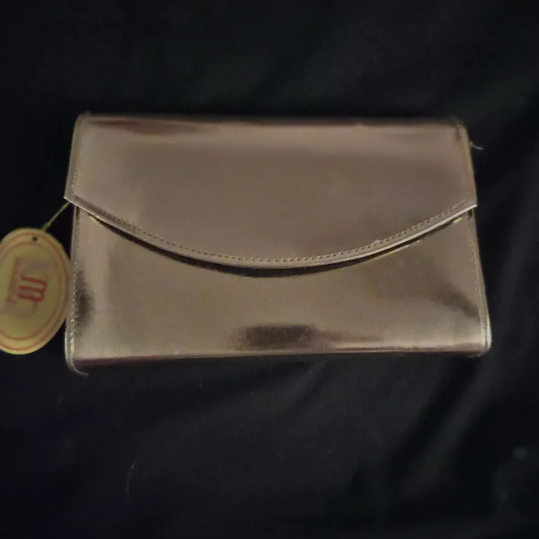 New Farnelli Gold Clutch Purse thumbnail