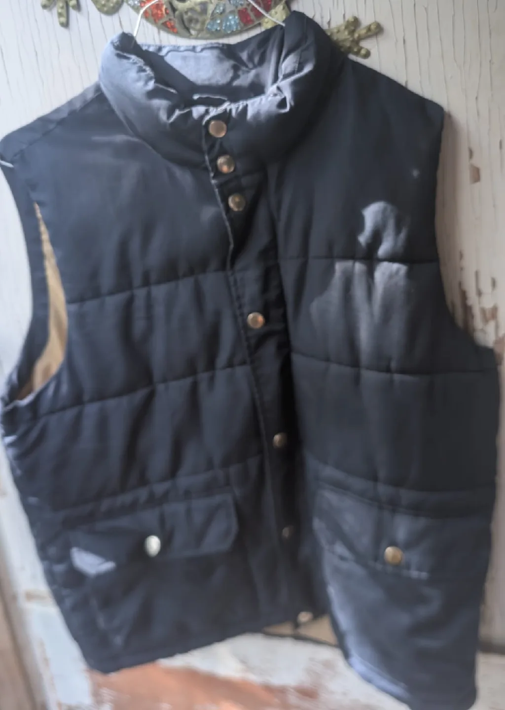 Old Navy Puffer Vest - Size L thumbnail