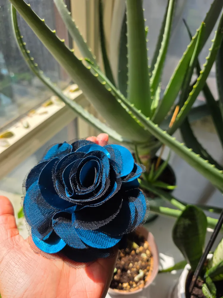 Satin and tulle flower brooch clip image indicator(7)