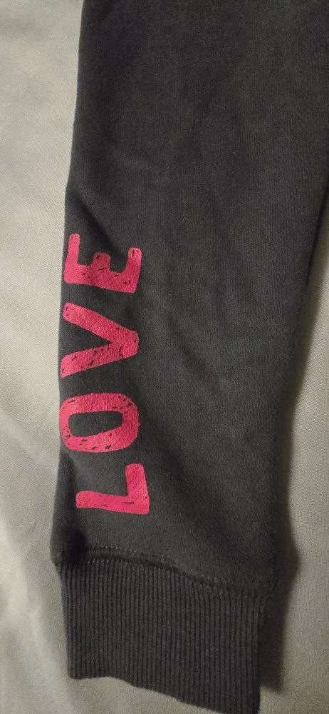 NEW! OshKosh B'gosh Girls Hoodie! - Size 4T image indicator(4)