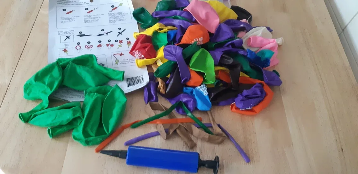 Party Supplies bundle image indicator(2)