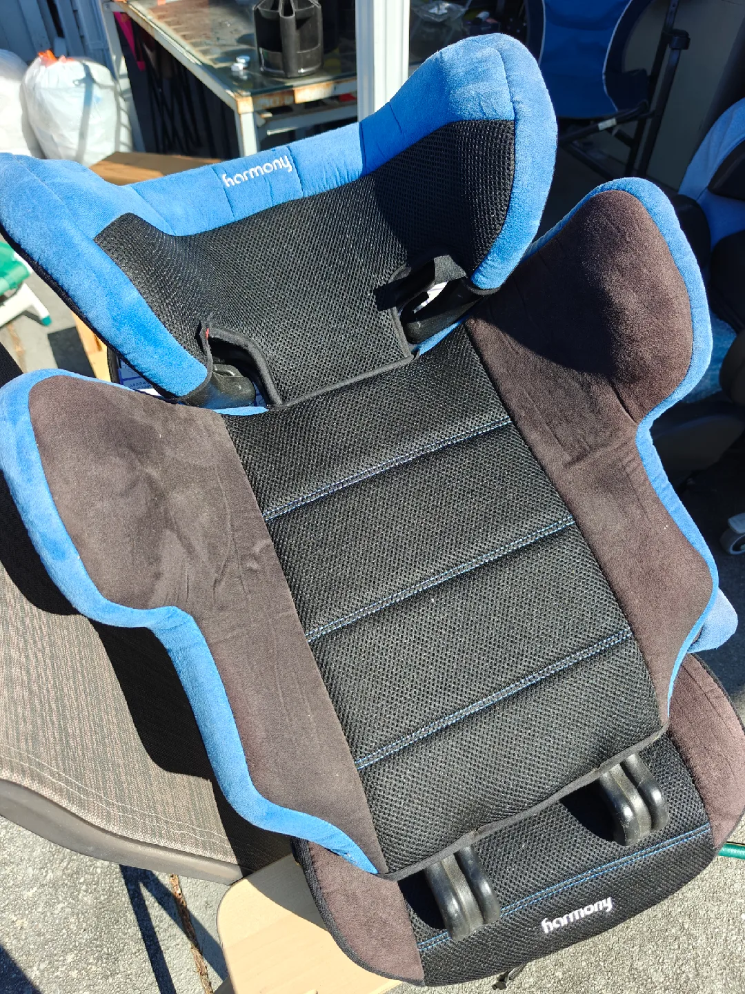 Harmony Booster Car Seat - Blue & Black 🥕 image indicator(2)