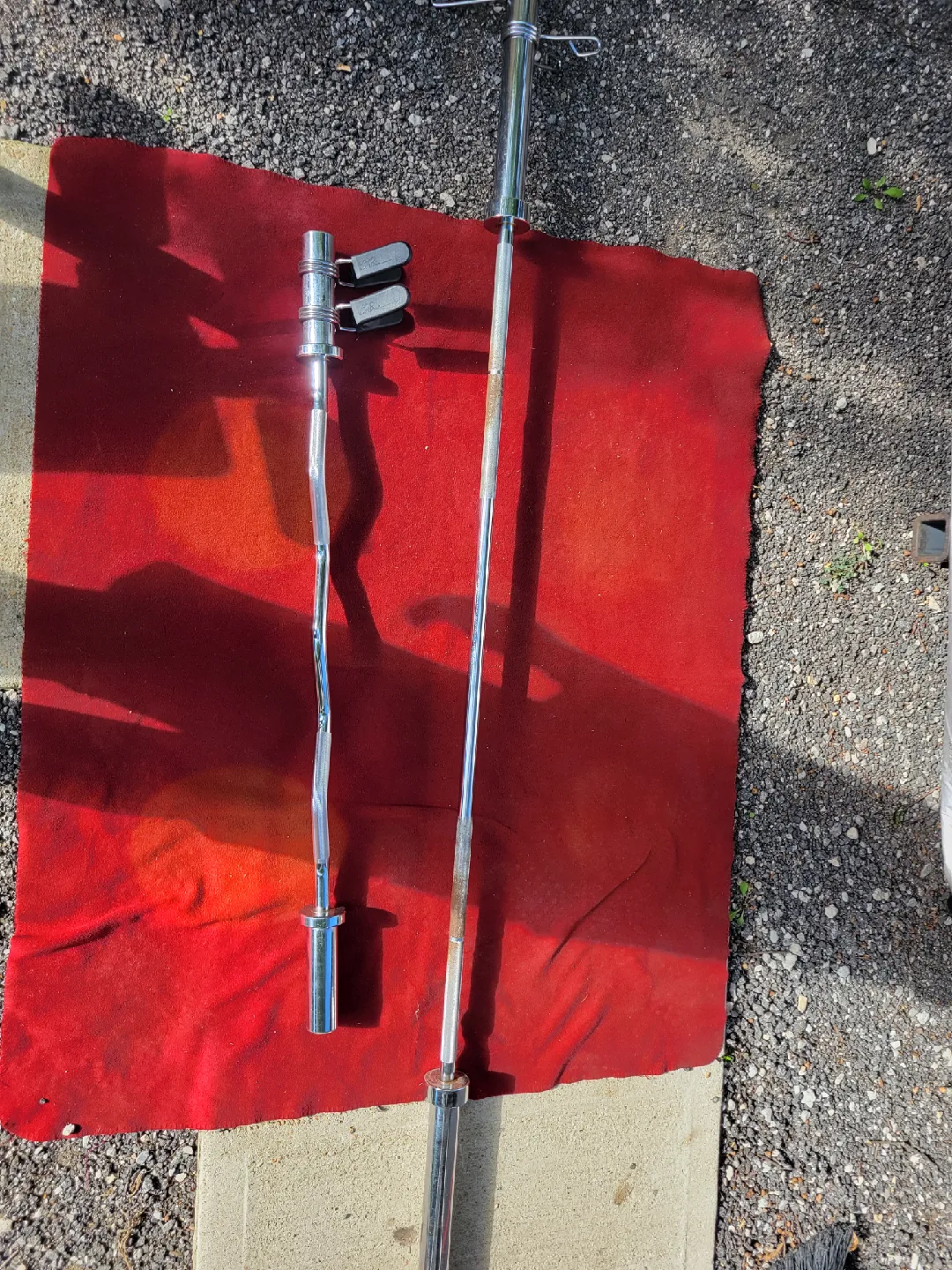 OLYMPIC  7' BAR.  45LBs AND EZ-CURL BAR  BOTH.  USED WITH CLIPS. thumbnail