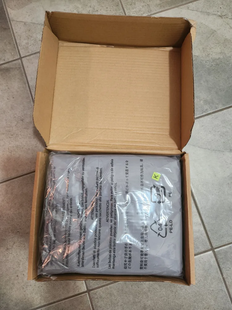 AmazonBasics Microfiber Sheet Set, King, Dark Grey - New image indicator(2)