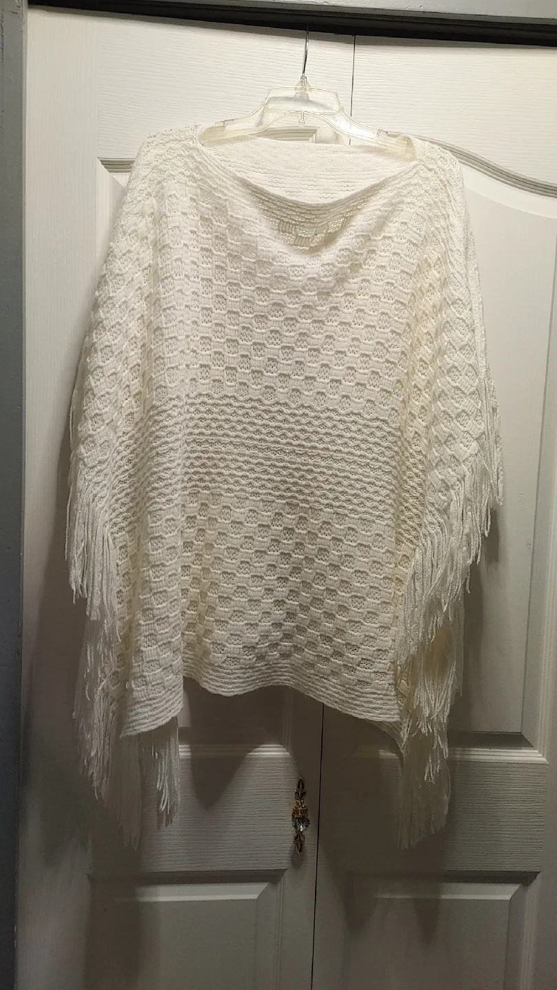 Knitted Poncho with Fringe thumbnail