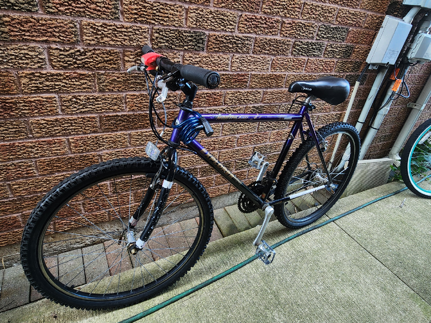 Explorer Mountain Bike - Oversize Tubing - photo 2