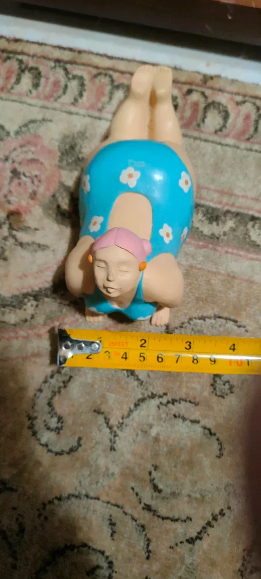 Two Vintage Ceramic Sunbather Figurines image indicator(6)