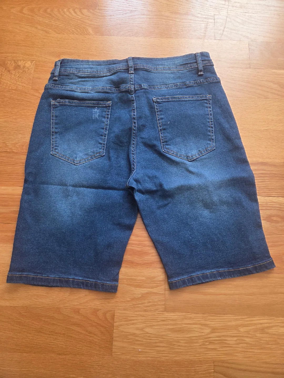 Distressed Denim Shorts - Size 28 image indicator(6)