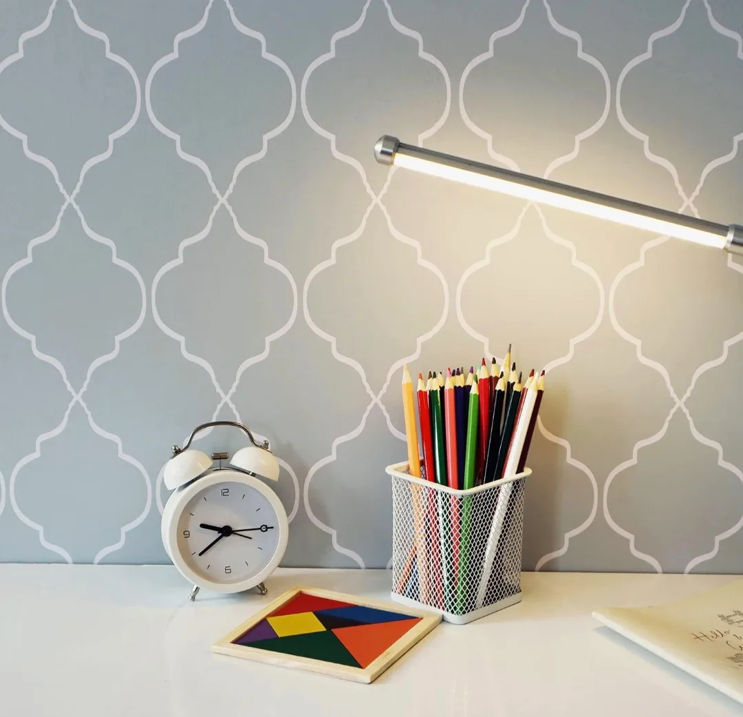 Modern Grey Patterned Peel and Stick Wallpaper NEW 17.3"x394" thumbnail