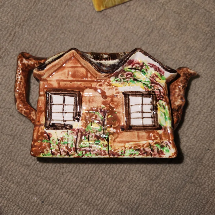 Price Bros Cottage Ware Teapot 1950s image indicator(4)