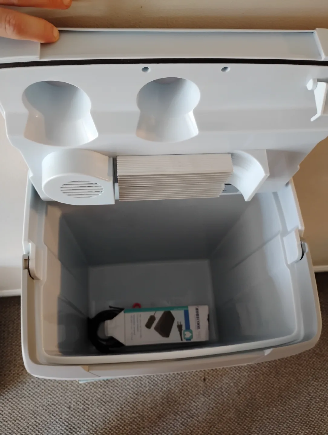 Ezetil Electric Cooler F37 - Blue/White image indicator(2)