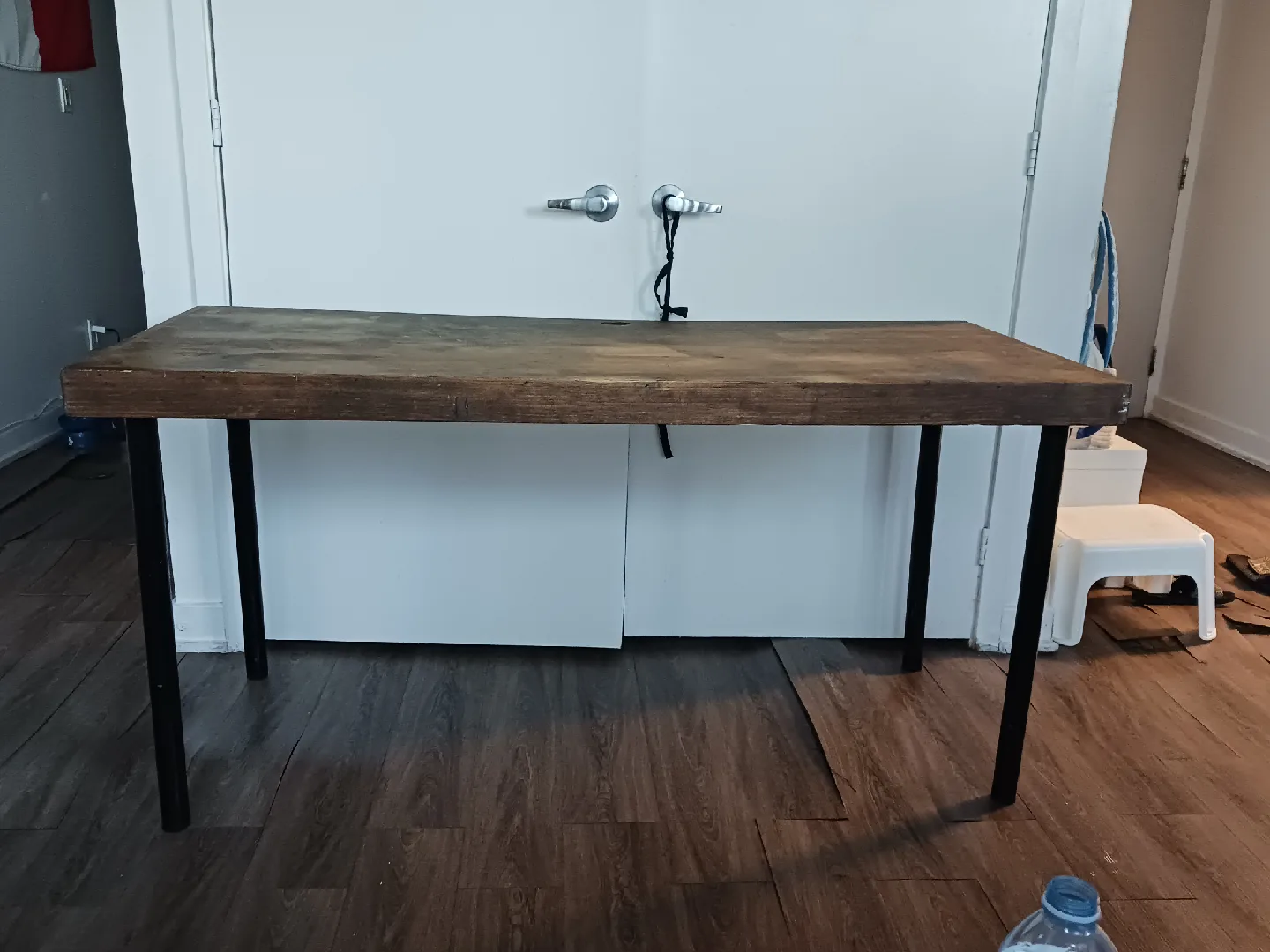 Wooden computer Desk with Black Legs thumbnail