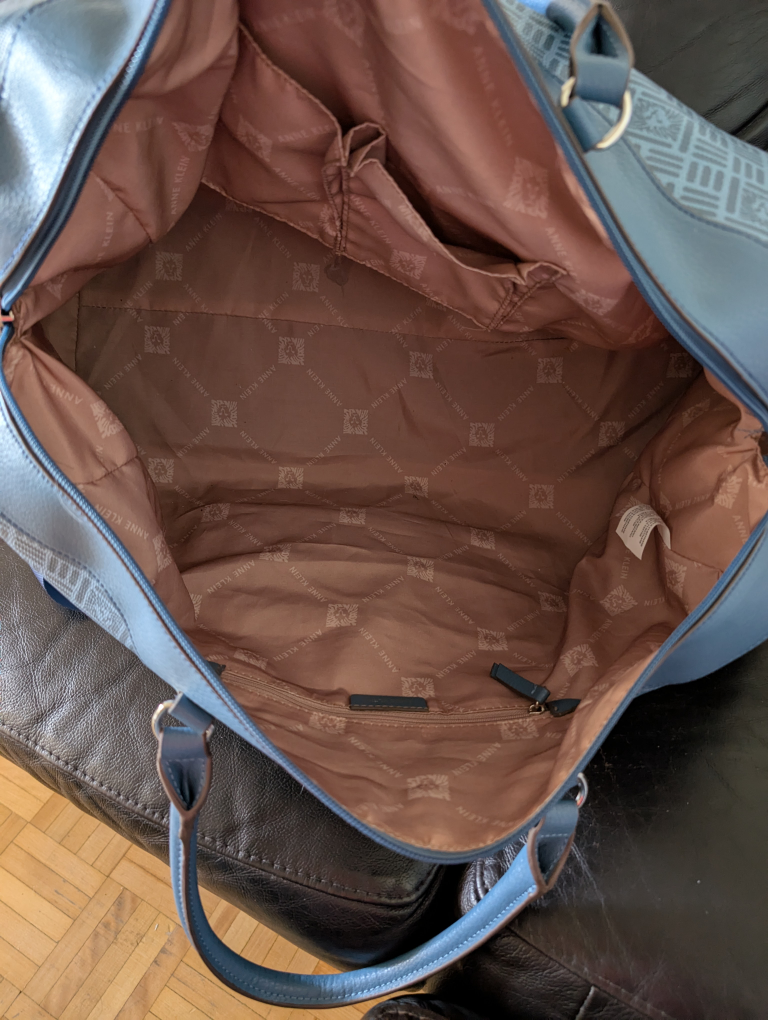 Anne Klein blue patterned duffel bag