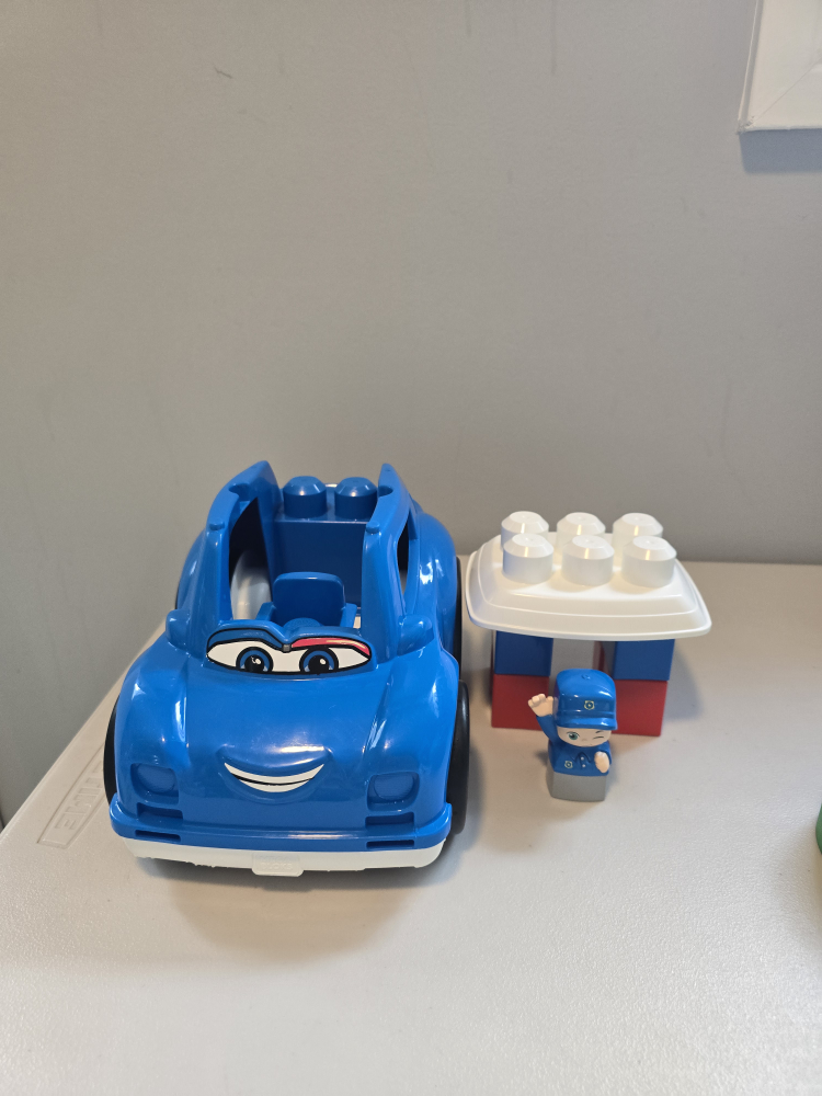 Mega Bloks Police Car - photo 4