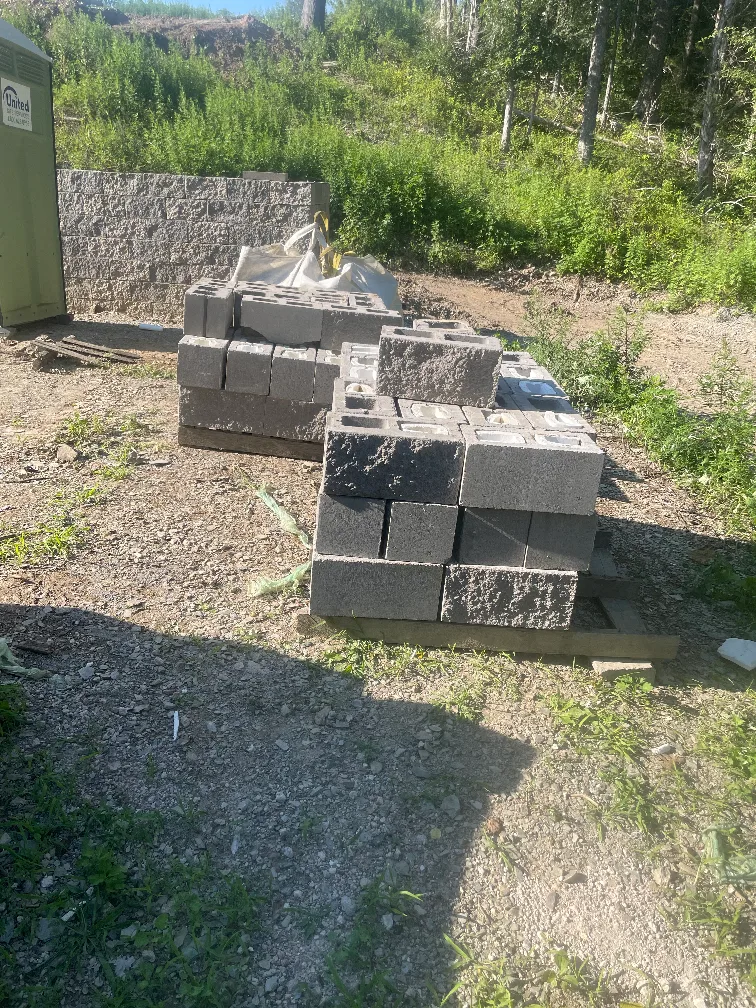  cinder blocks image indicator(3)