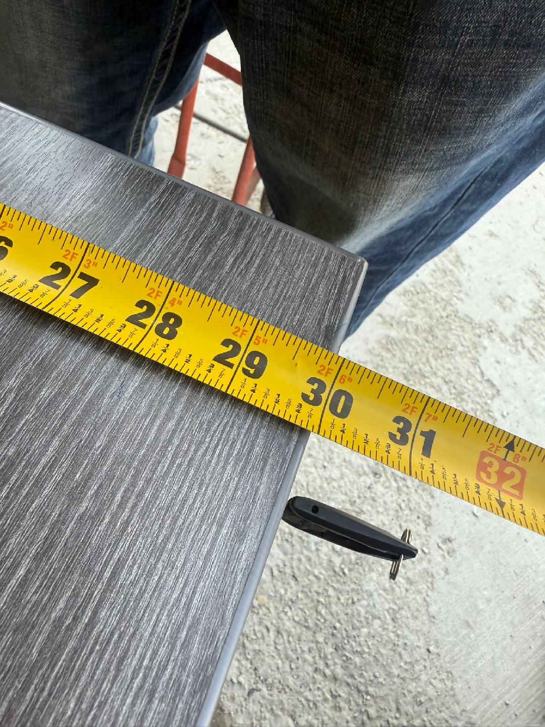 Grey Woodgrain Desk - 59" x 29" - photo 3