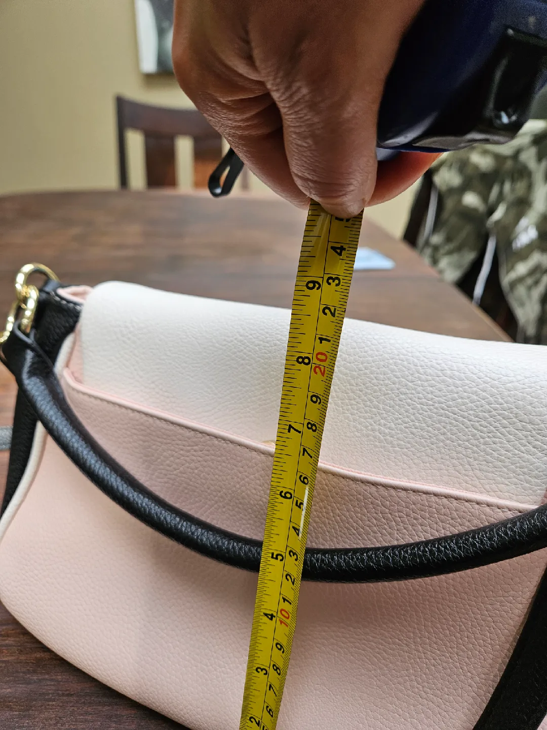 Guess Handbag - White, Pink & Black image indicator(9)