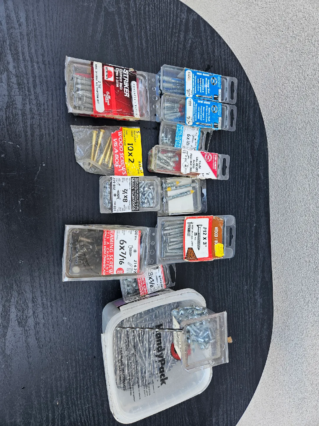 Assorted Screws & Fasteners image indicator(2)