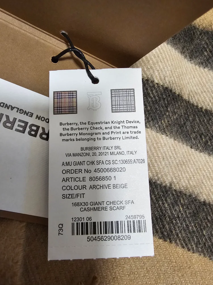 Burberry Giant Check Cashmere Scarf - Archive Beige image indicator(2)