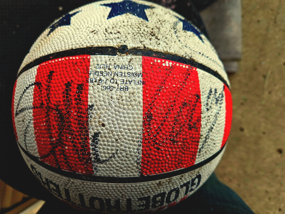 Harlem Globetrotters Basketball - photo 5