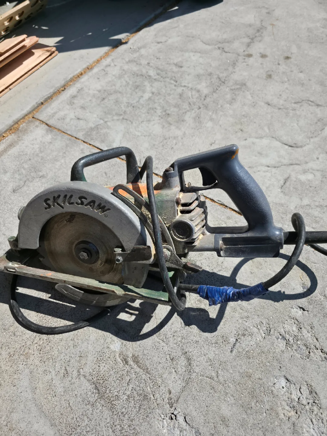 Skilsaw Circular Saw thumbnail
