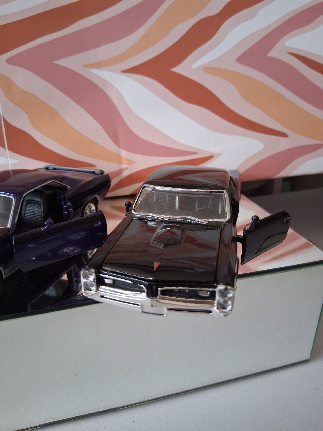 Diecast 1970 Plymouth Barracuda & Pontiac GTO - photo 4
