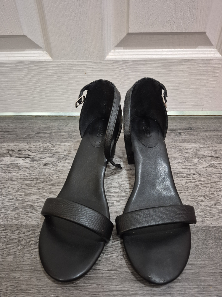 Ardene Black Block Heeled Sandals, Size 10