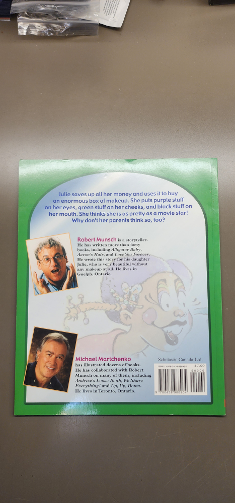 Makeup Mess by Robert Munsch - photo 2