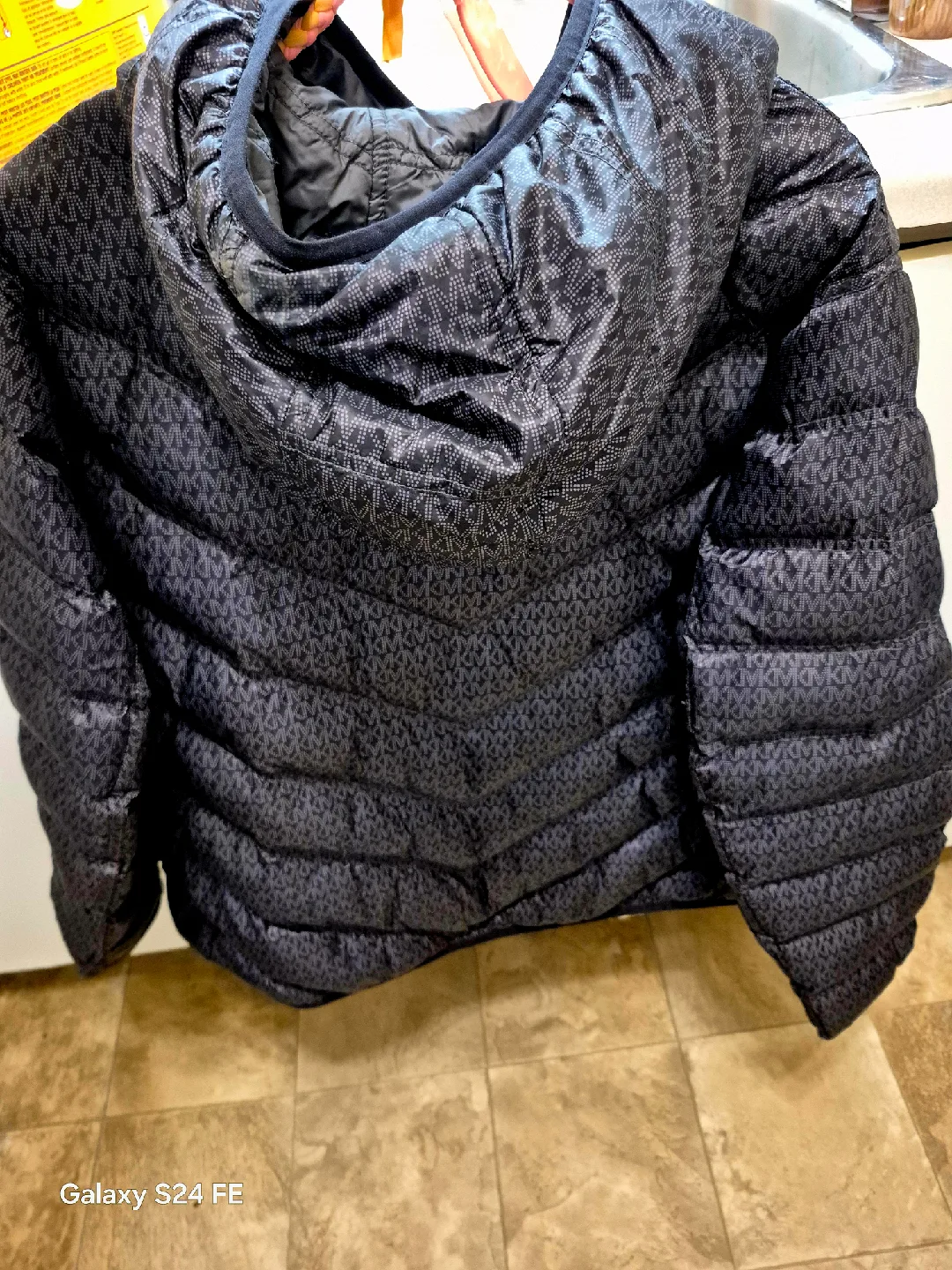 ladies Michael Kors  puffer  jacket image indicator(4)