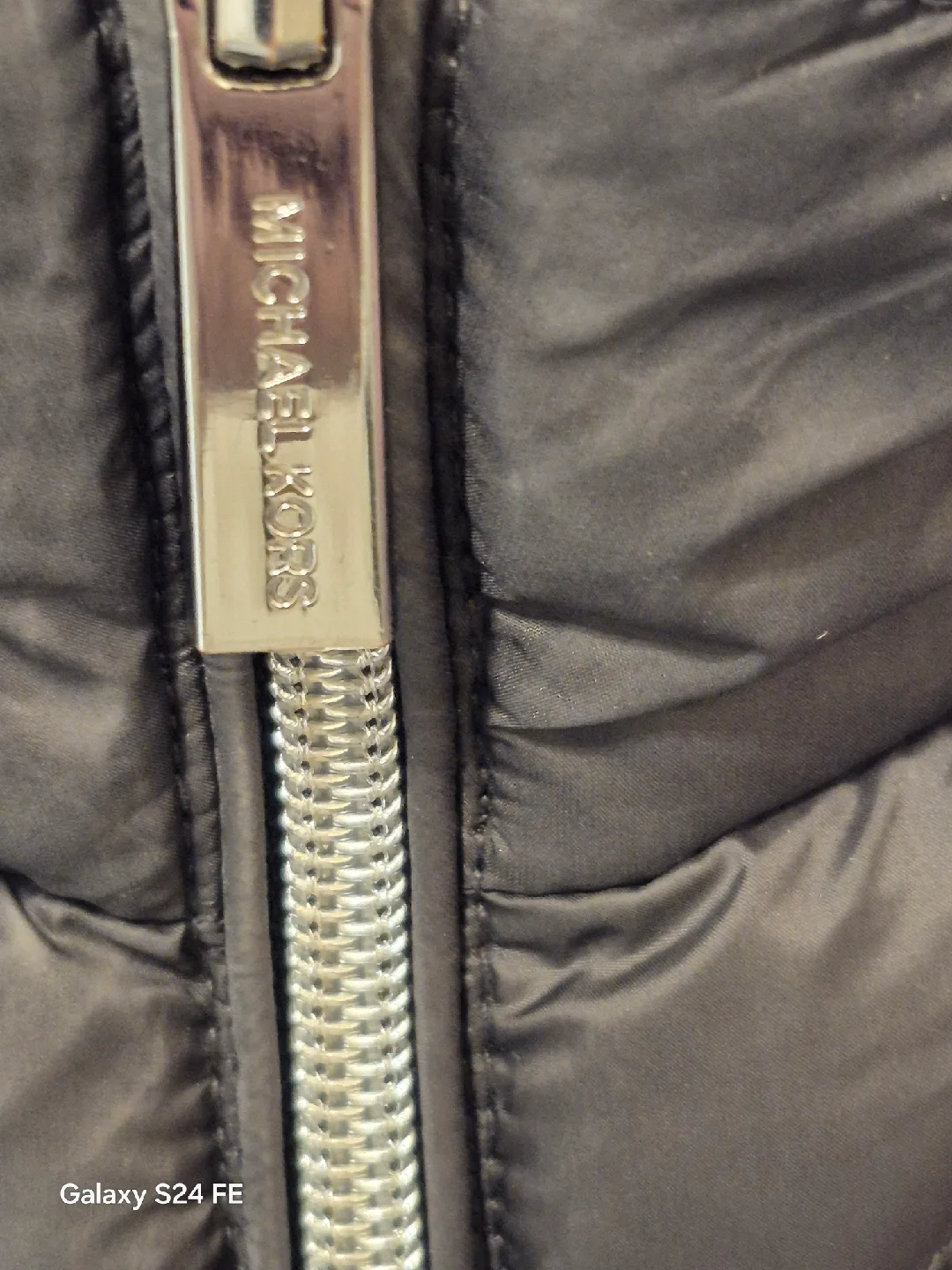 ladies Michael Kors  puffer  jacket image indicator(7)