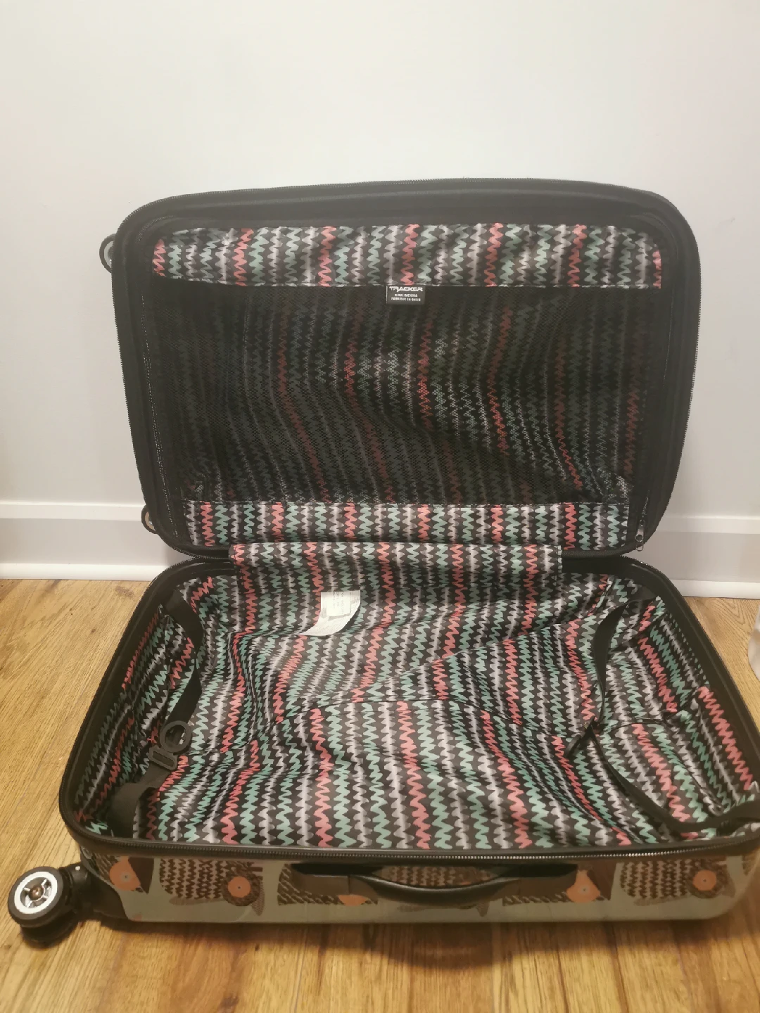 Tracker by Bentley Suitcase - photo 5