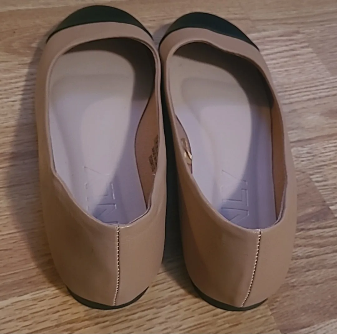 ONLY Beige & Black Ballet Flats - Size 8.5 image indicator(3)