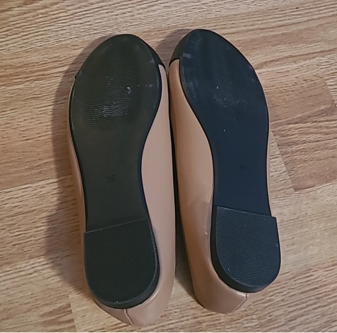 ONLY Beige & Black Ballet Flats - Size 8.5 image indicator(5)