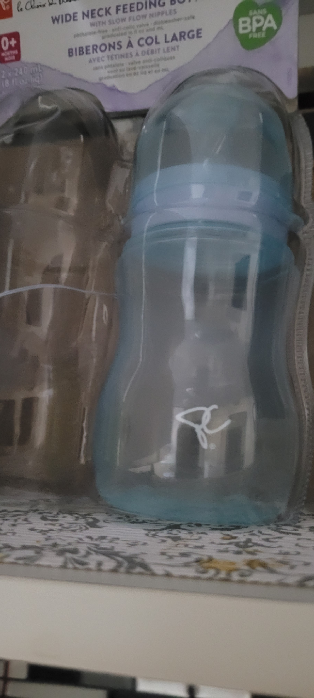 Baby feeding bottle 🥕
