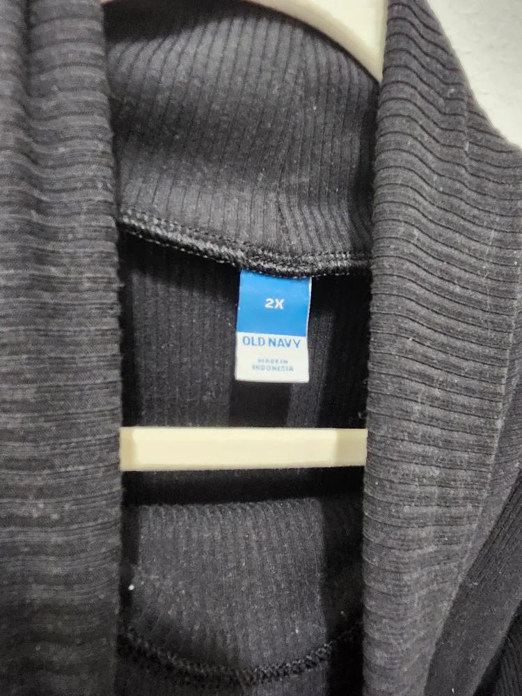 Old Navy Black Turtleneck - 2X thumbnail