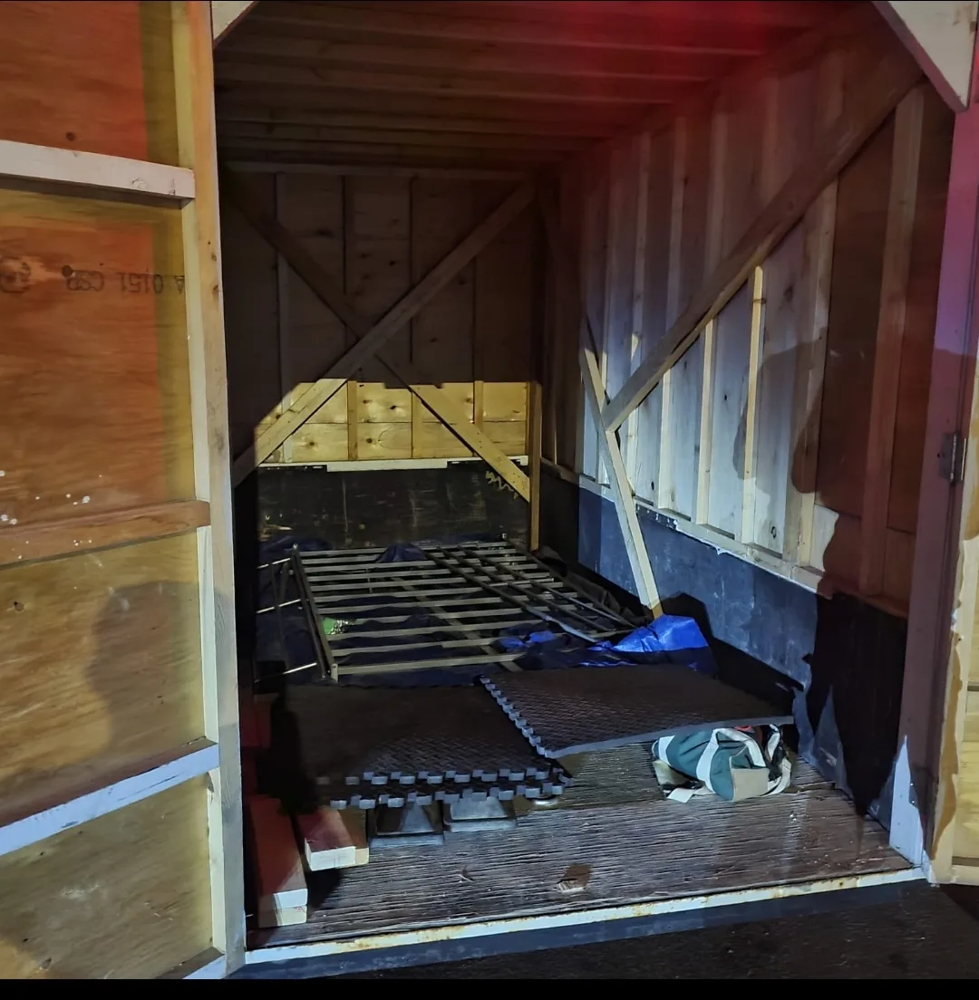 Affordable Junk Removal & Handy Help image indicator(3)