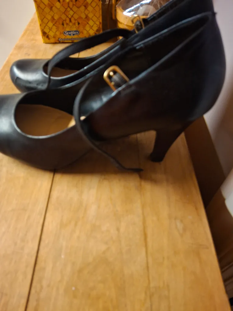 Call It Spring Black Heels - Size 8 image indicator(4)