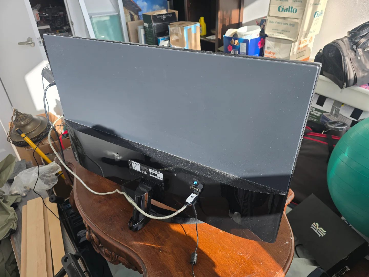 LG 32MP58HQ-P 32" Monitor & Acer Aspire TC-330-EB11 Desktop PC image indicator(5)