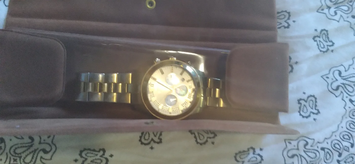 Michael Kors Gold Watch thumbnail