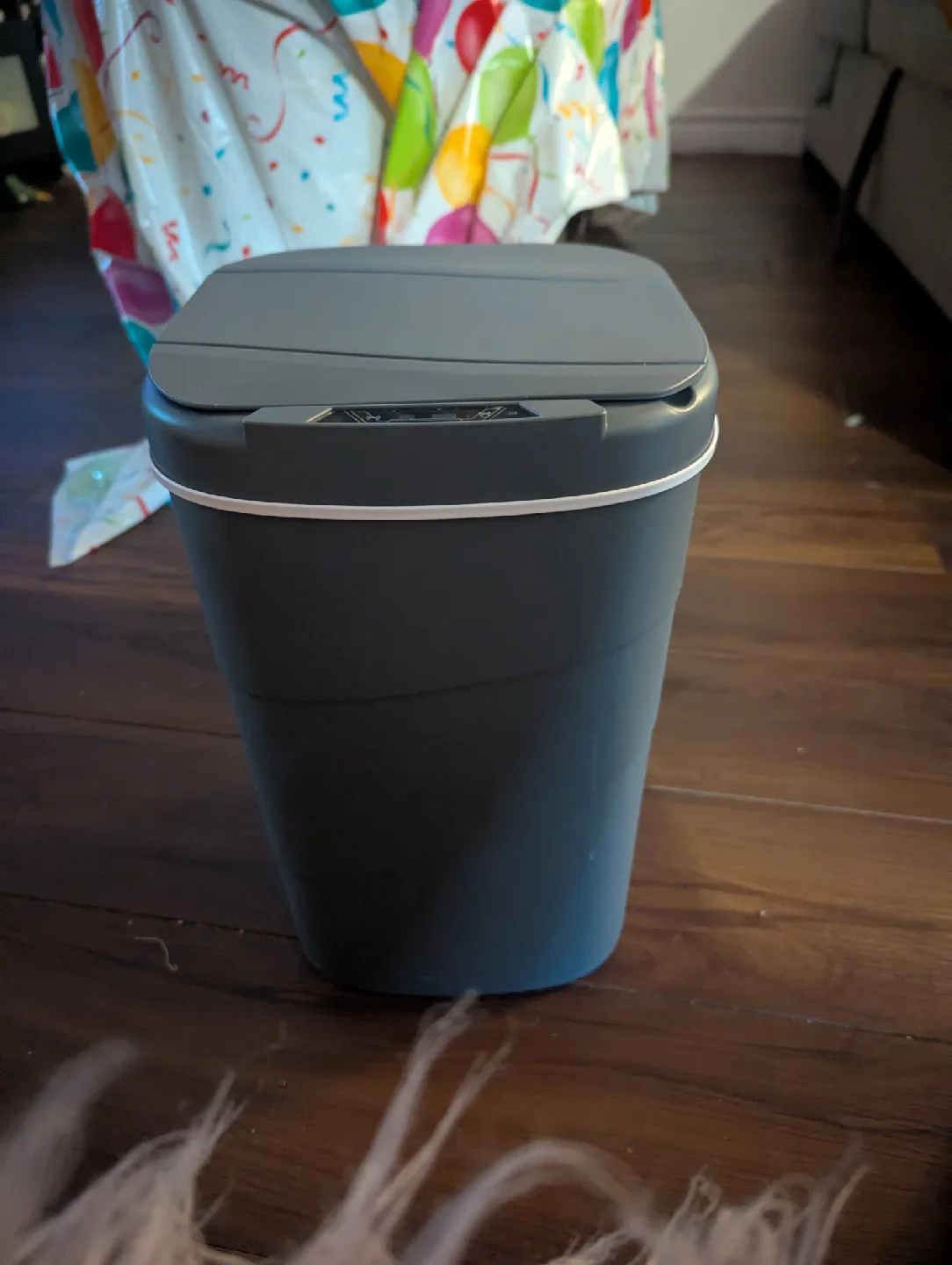 Automatic Trash Can thumbnail