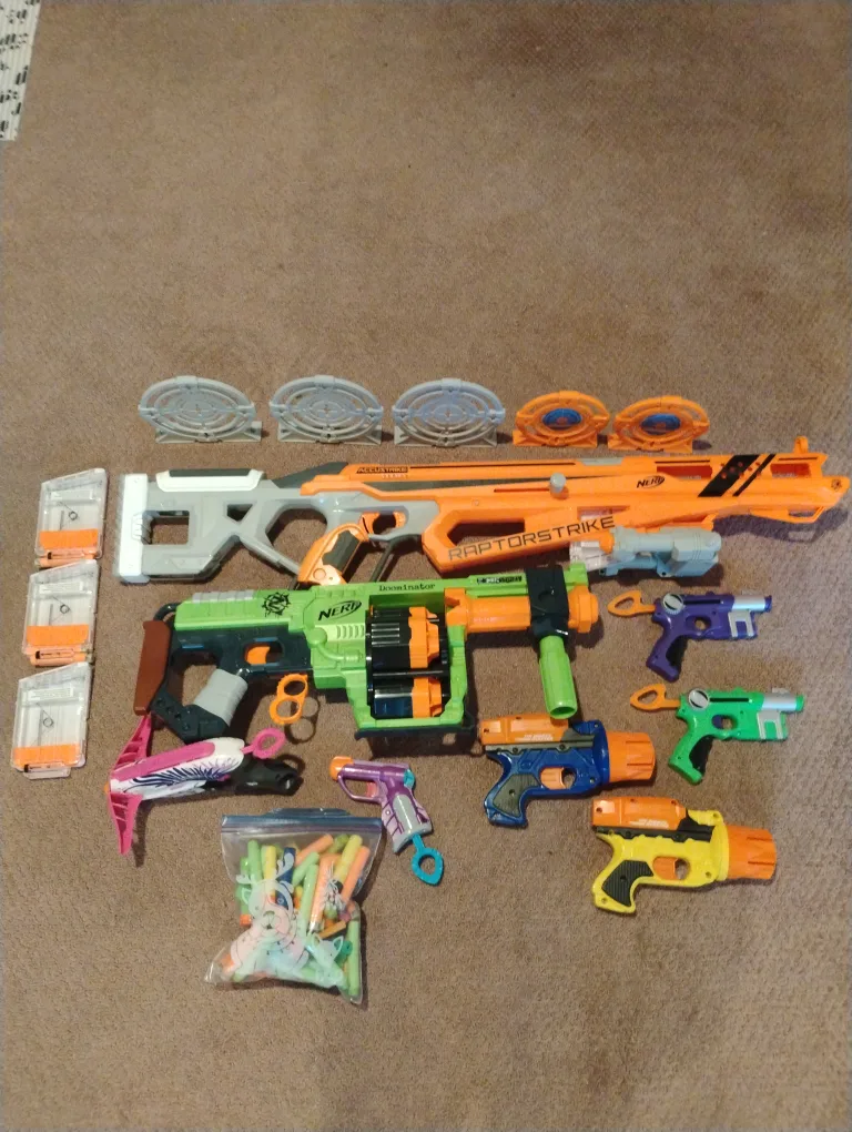 Nerf Gun Lot - Raptorstrike, Dominator + Extras thumbnail