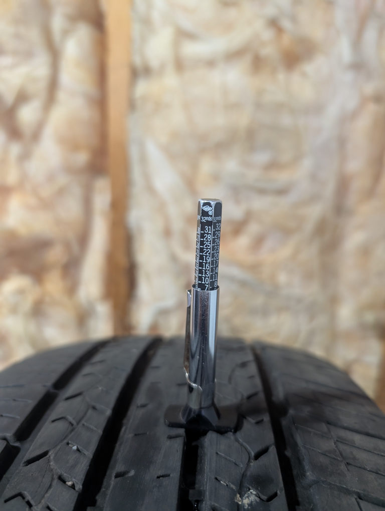 (4)-225/65R17 Goodyear Assurance All Season Tires - photo 3