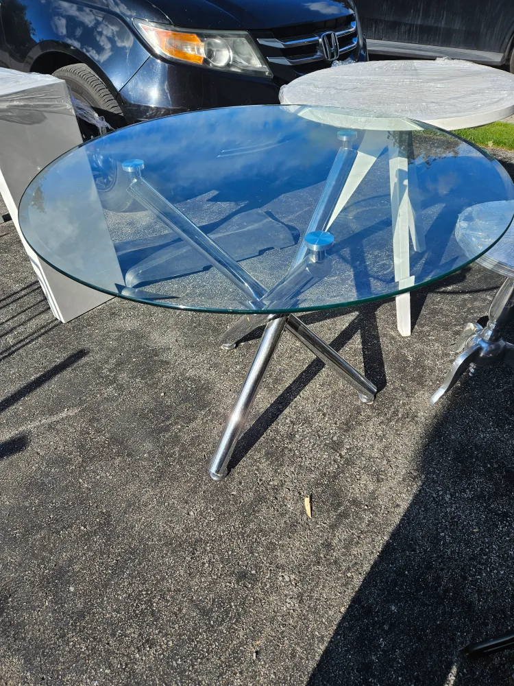 Round Glass Top Dining Table thumbnail