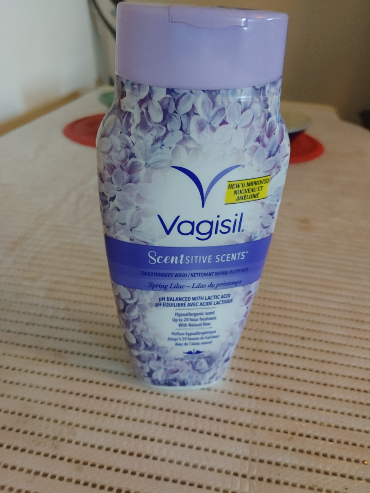Vagisil Scentsitive Scents Spring Lilac Wash
