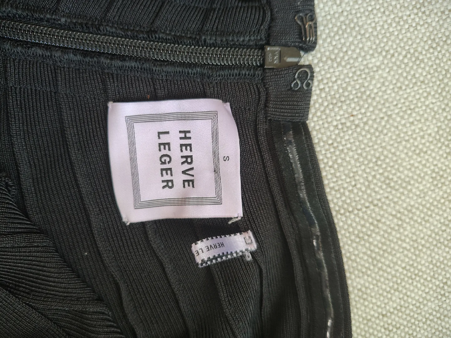 Exquisite Hervé Leger Black Bandage Dress - Timeless + Chic image indicator(6)