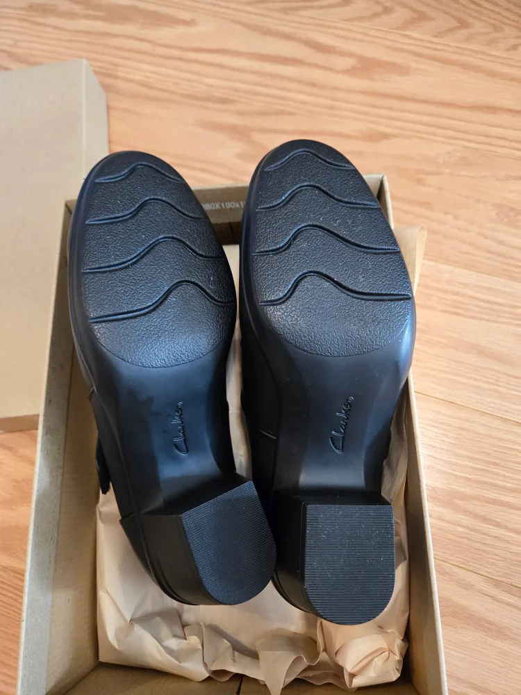 Clarks EMSLIE LULIN pump [NEW] image indicator(2)